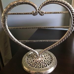 Earring holder